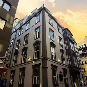 2* Ξενοδοχείο The Independent Taksim