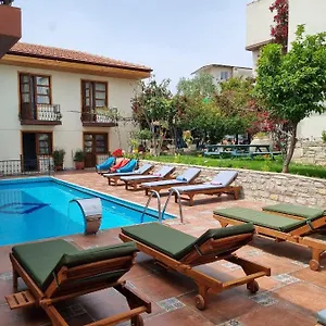  Otel Sezgin Türkiye