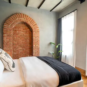 Urban Quarters - Bueklue Апарт-отель